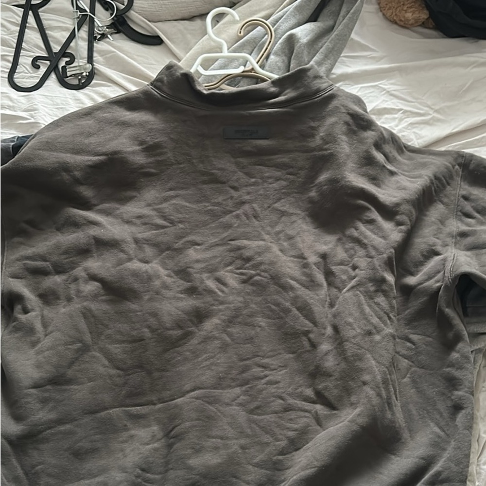 Fear of God Men's Crewneck Sweater - Brown